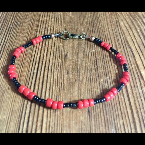 Men's Red and Black Beaded 8 Inch Bracelet/Handmade Men's Bracelet/Men's Jewelry - Picture 3 of 6